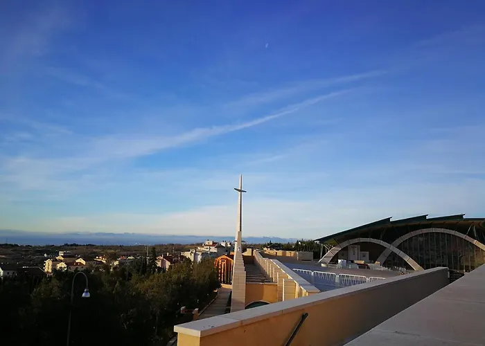 ベッド・アンド・ブレックファスト Leggieri Siria 3*